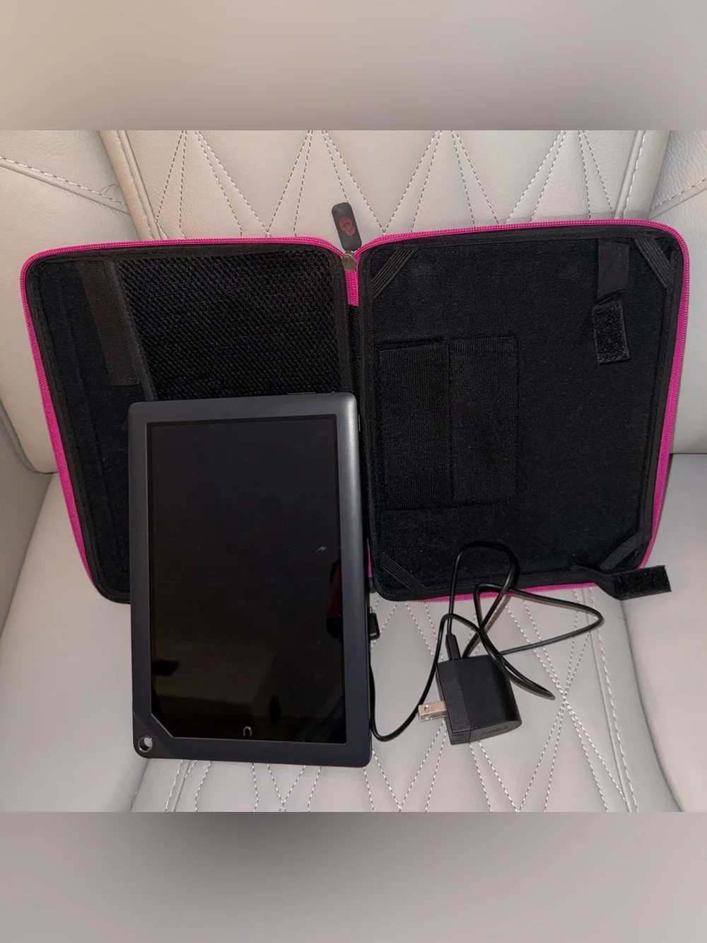 Nook HD+ 9 inch Tablet Slate 16GB